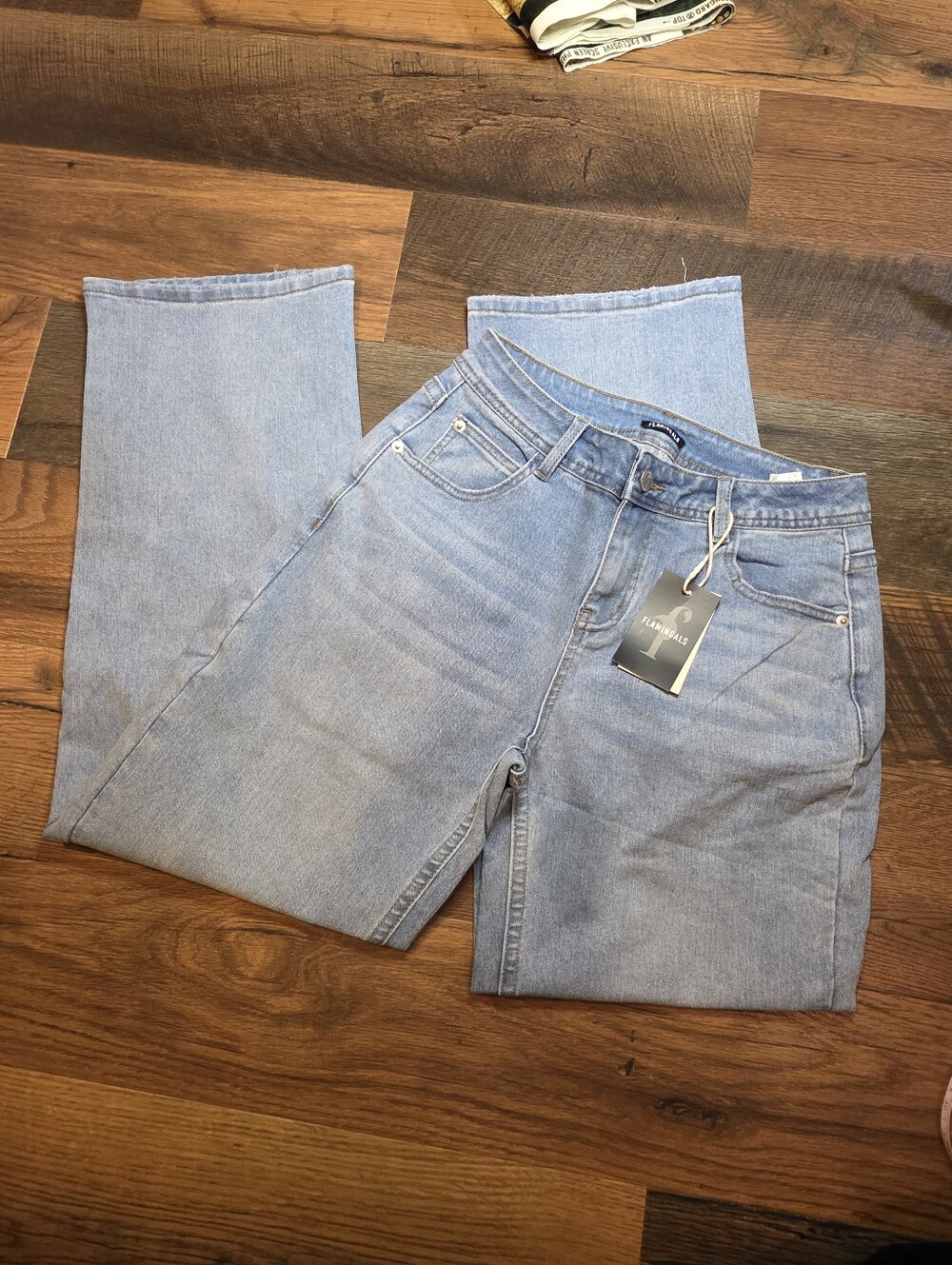Flamingals Light Blue Size Medium Mom Jeans